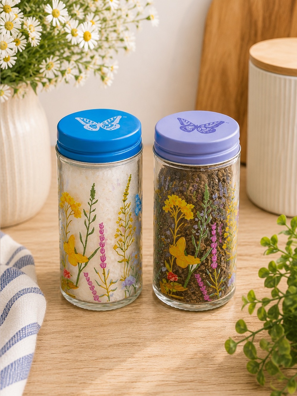 Dolly Parton | 🦋 Floral Butterfly Glass Salt & Pepper Shaker Set Blue Lavender